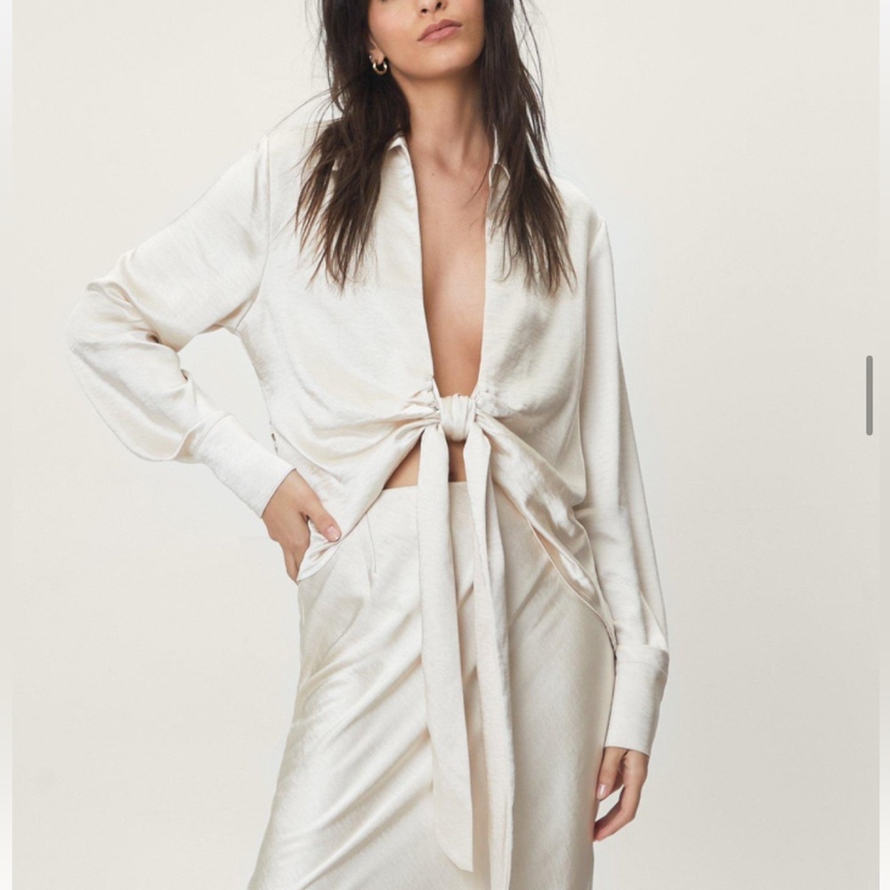 Nasty Gal Satin Tie Front Plunging Collared Shirt